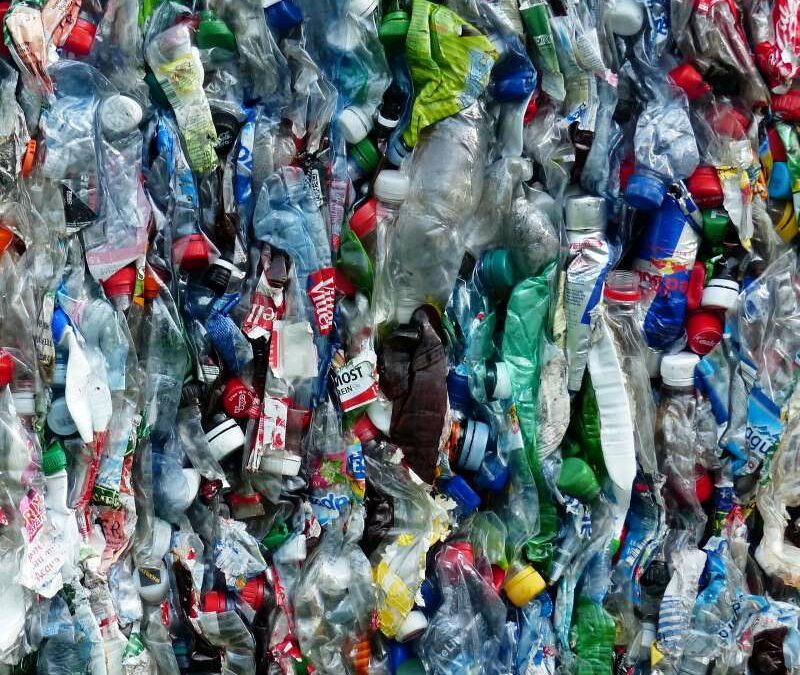 Remplacez les bouteilles en plastique